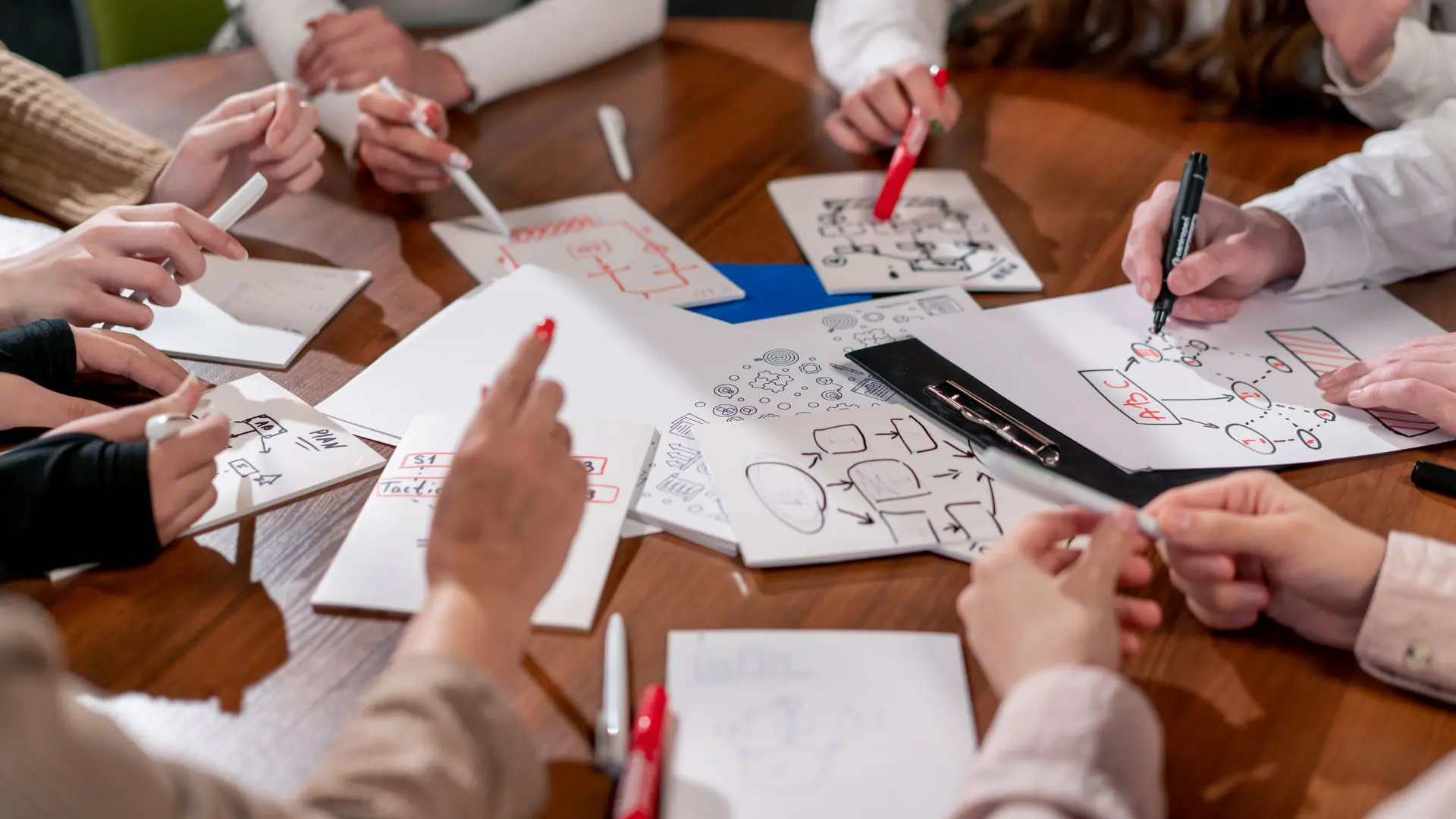 Creativeans_Cara Cepat Meningkatkan Creative Thinking di Tempat Kerja › Creativeans Creativeans_Cara Cepat Meningkatkan Creative Thinking di Tempat Kerja