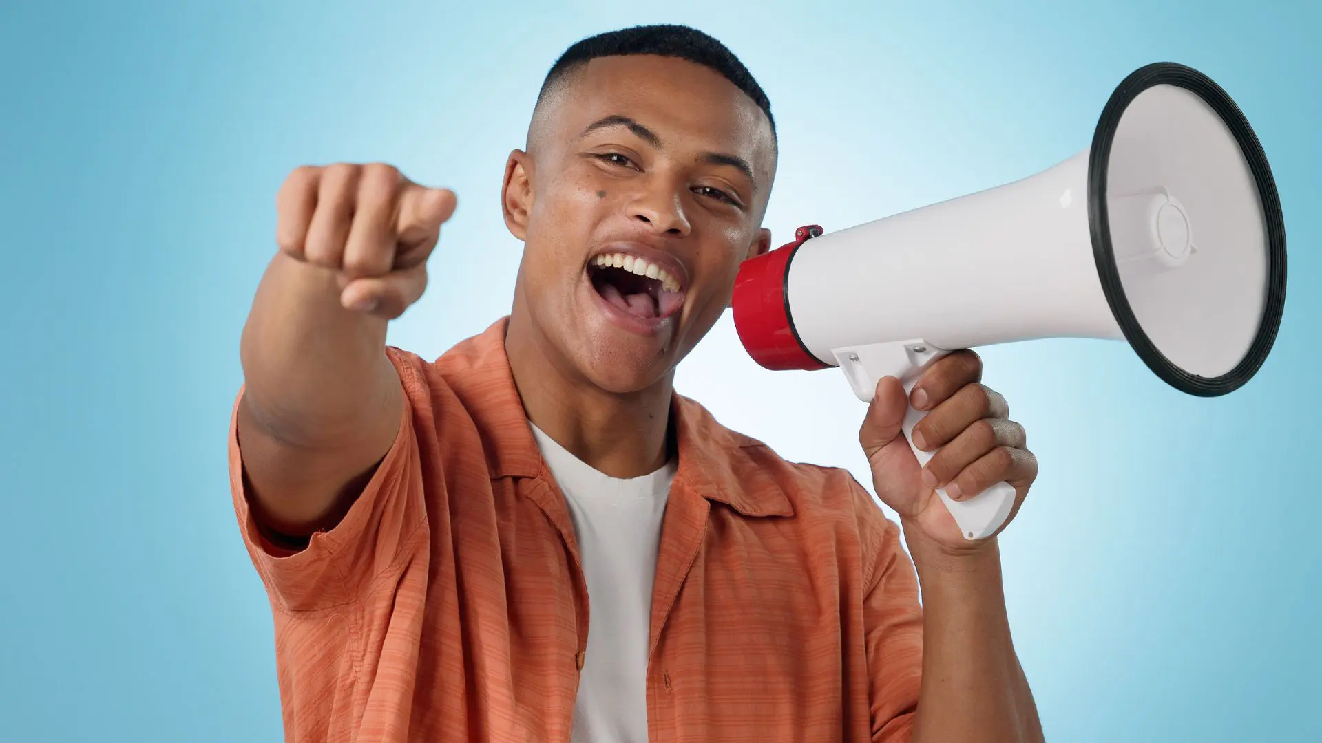 Apa itu Brand Voice Strategi Pentingnya dan Contoh › Creativeans Apa itu Brand Voice Strategi, Pentingnya, dan Contoh