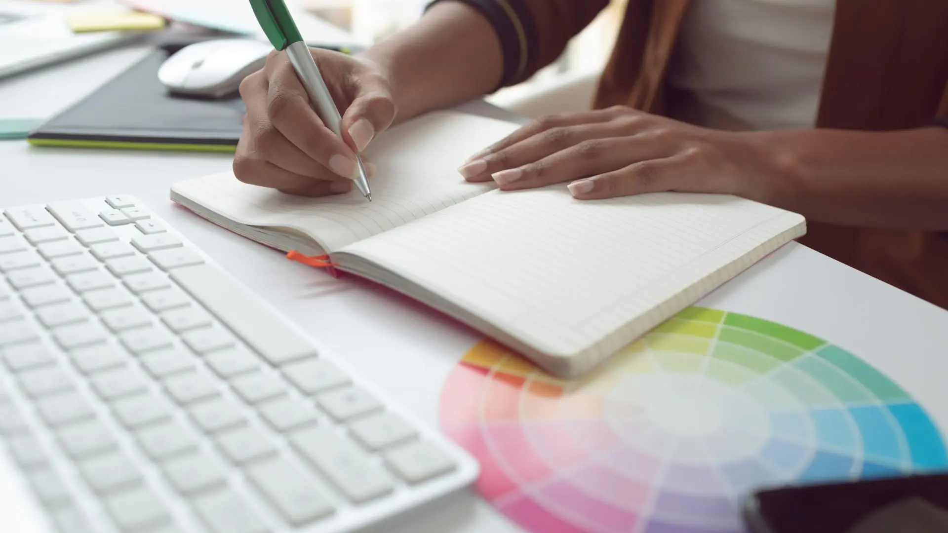 Creativeans_Copywriting Seni Menciptakan Konten yang Mengubah Pembaca Menjadi Pelanggan › Creativeans Creativeans_Copywriting Seni Menciptakan Konten yang Mengubah Pembaca Menjadi Pelanggan