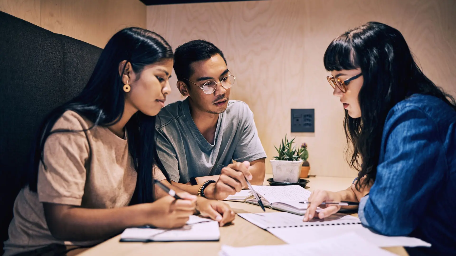 Pentingnya Brand Guidelines › Creativeans Pentingnya Brand Guidelines